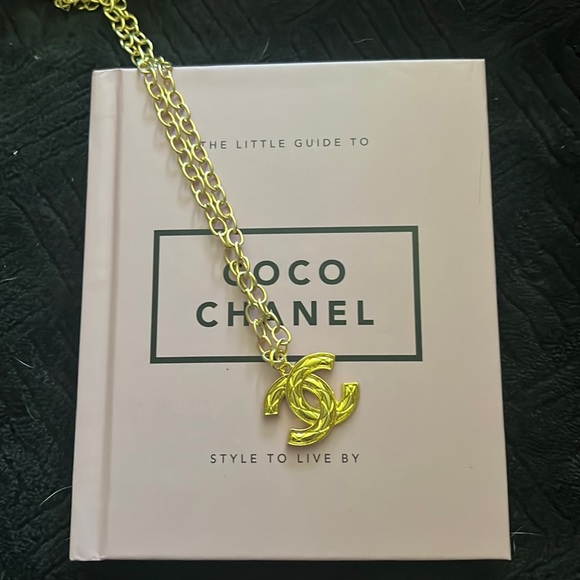 Other - The little book of COCO CHANEL 192 pages of Coco quotes & info. Style to live by